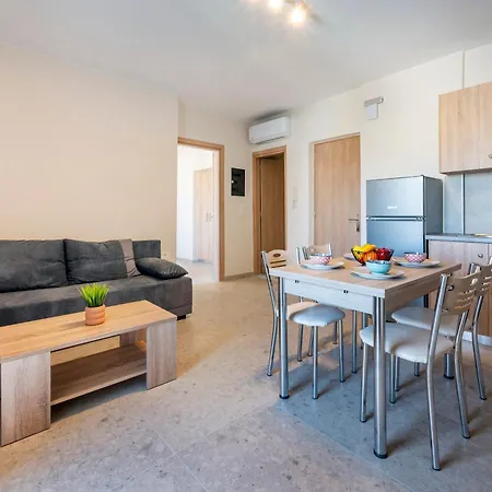 1 Bedroom Koshomes1 公寓 科斯镇